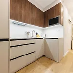 Bravissimo Sant Josep, Cosy